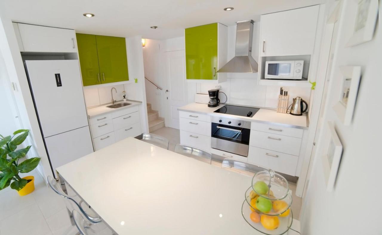 Tranquil Duplex In Sitges, Barcelona,Sea Views, Parking, Terrace Exterior foto