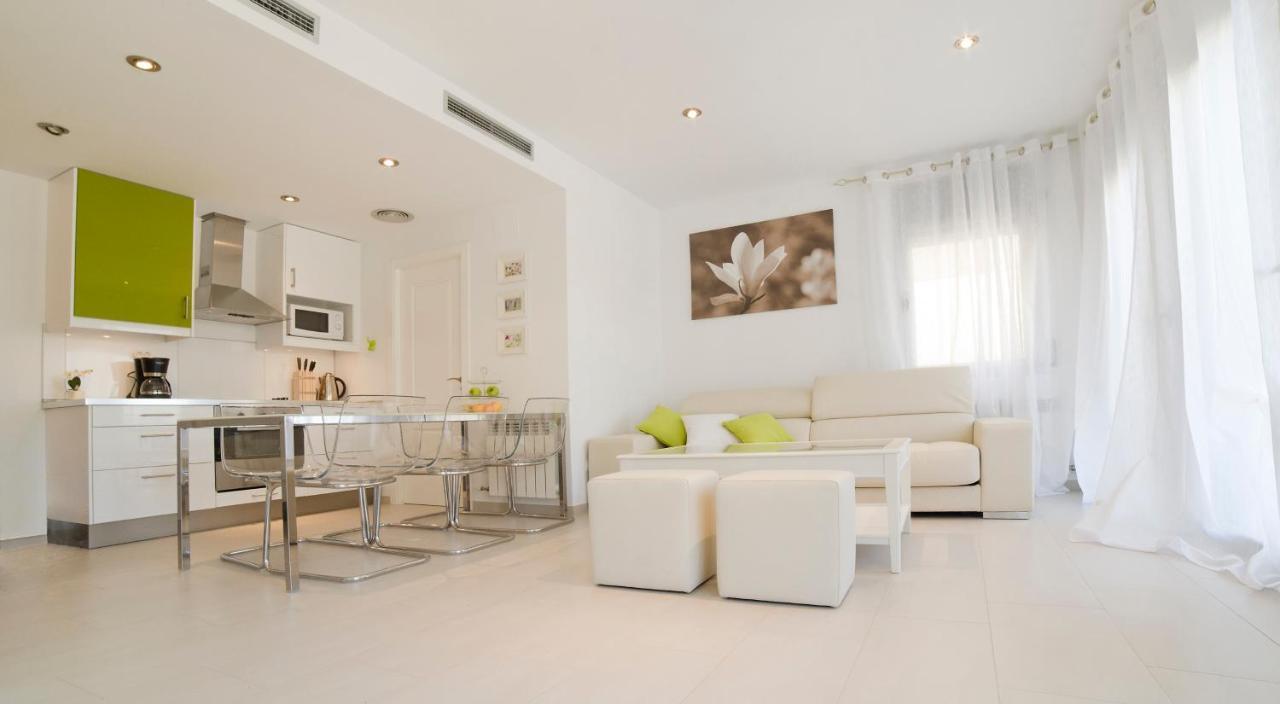 Tranquil Duplex In Sitges, Barcelona,Sea Views, Parking, Terrace Exterior foto