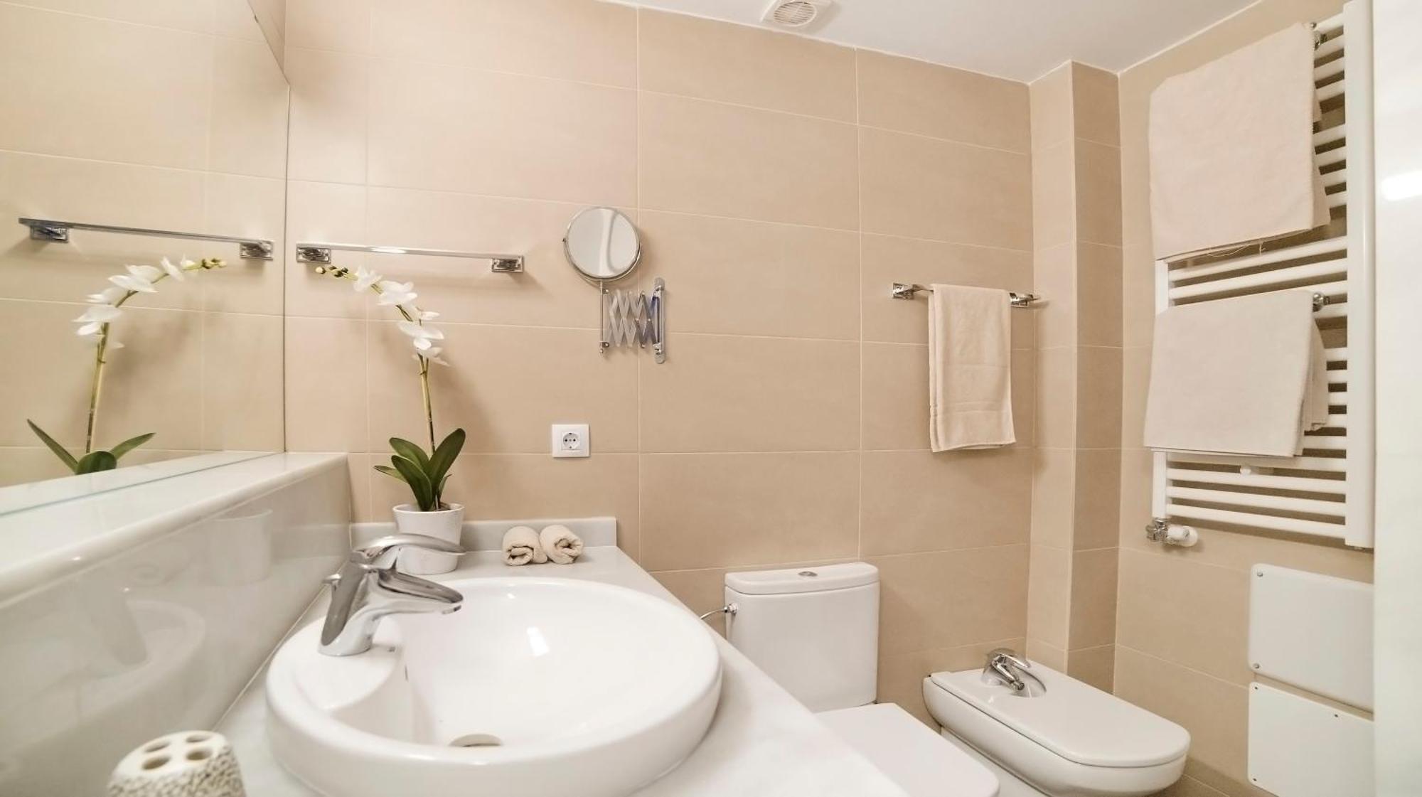 Tranquil Duplex In Sitges, Barcelona,Sea Views, Parking, Terrace Exterior foto